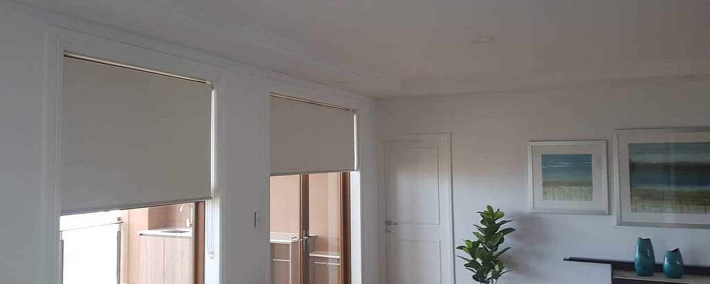 Perth blinds Ultrasonic Roller blind cleaning and blind repairs professional